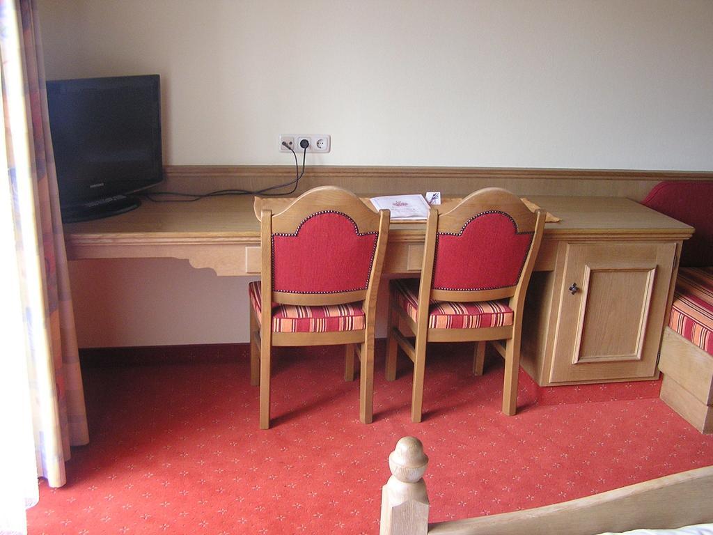 Gasthof Ascherwirt Hotell Brandenberg Rum bild